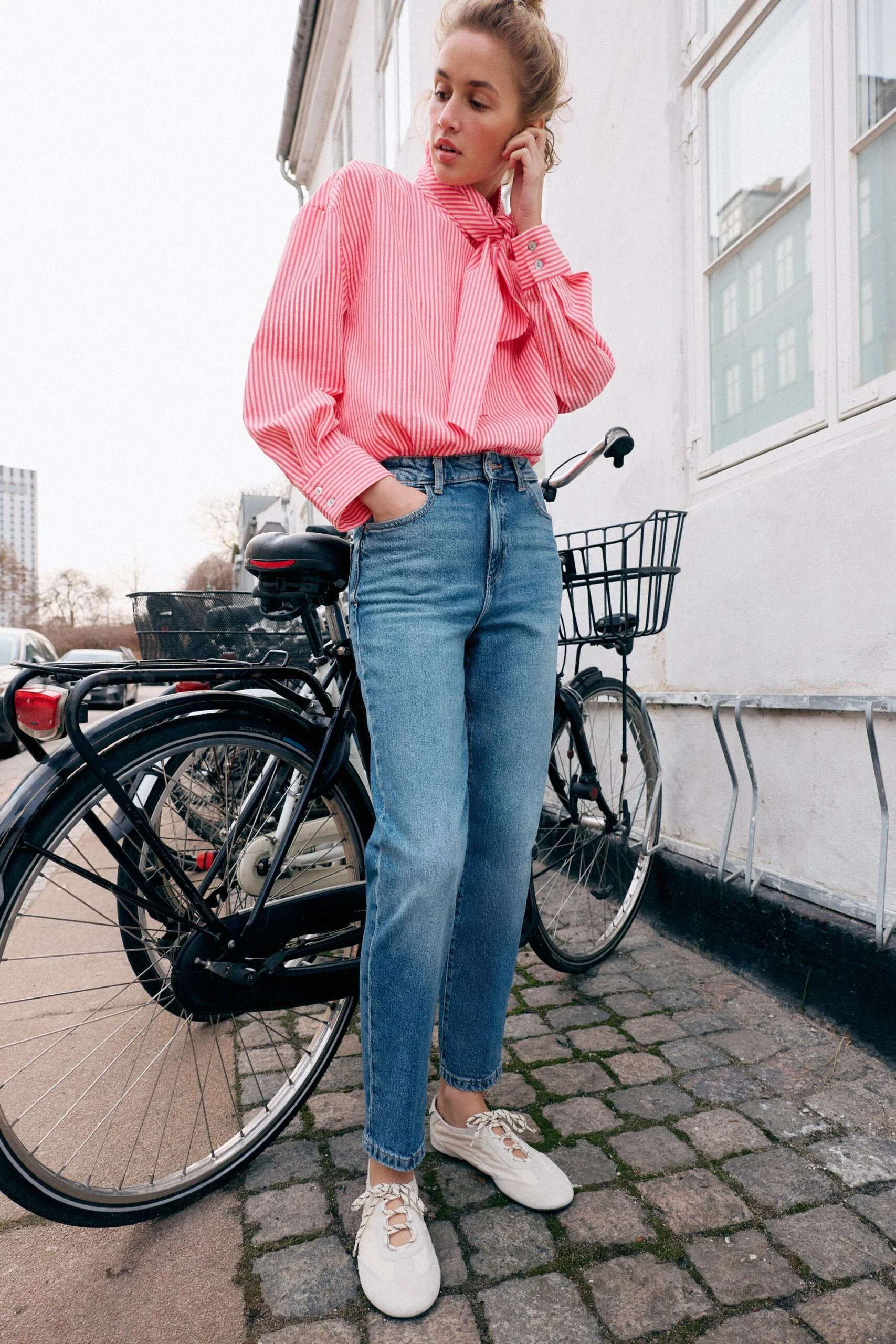 ZARA . model z visokim pasom