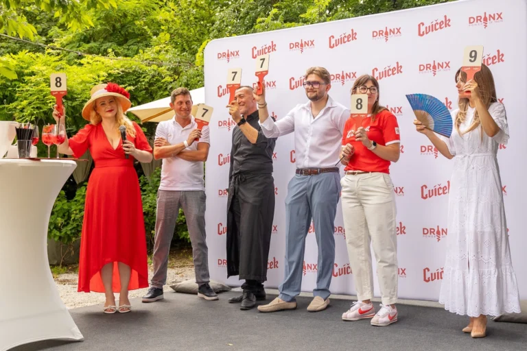 Cviček Spritz Summer Party: poletna zgodba elegance, lahkotnosti in sodobnega okusa