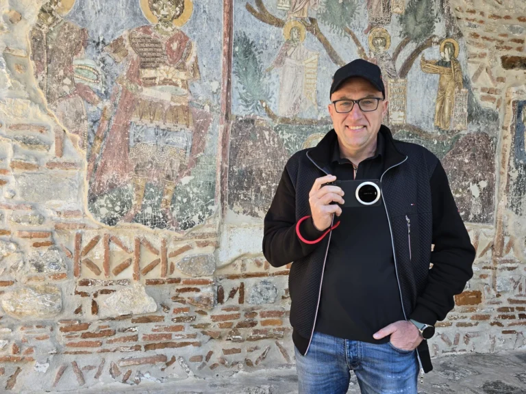 Tole je telefon, ki nadomešča profesionalno opremo!
