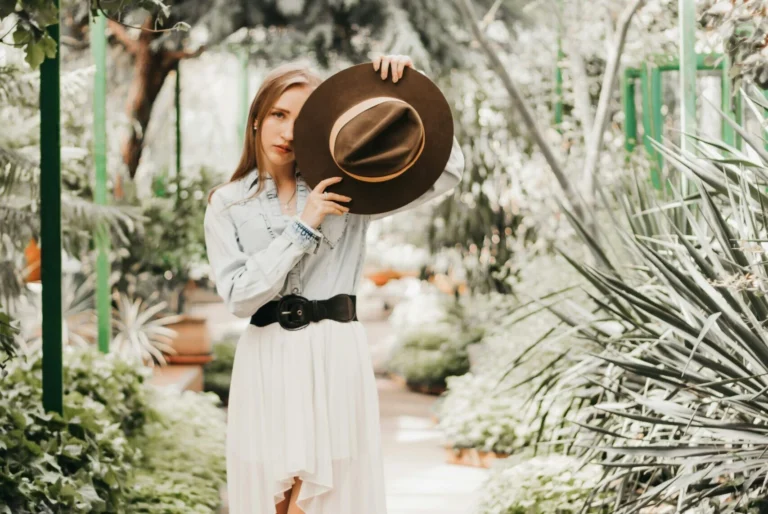 Bo BOHO moda doživela velik povratek v garderobne omare? Teh 7 kosov ga napoveduje v slogu